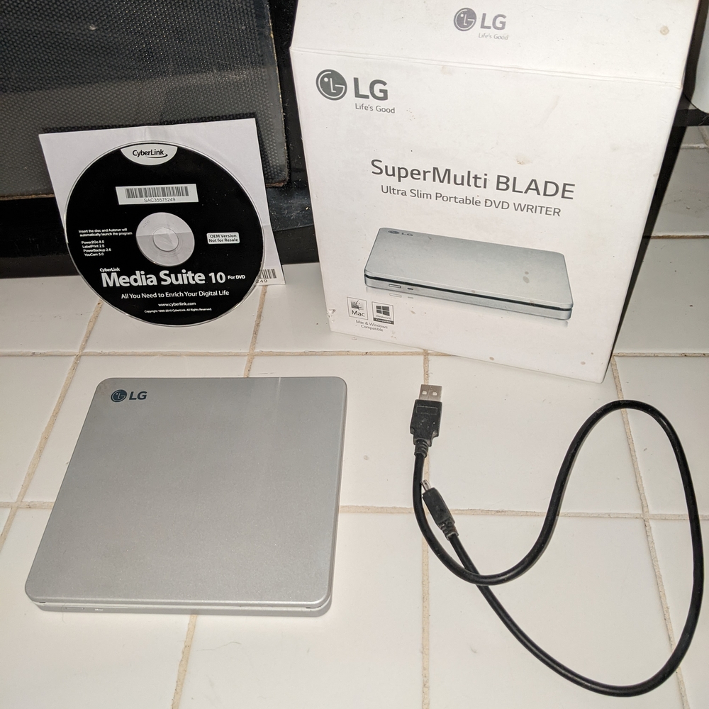 LG SuperMulti Blade Ultra Slim Portable DVD Writer